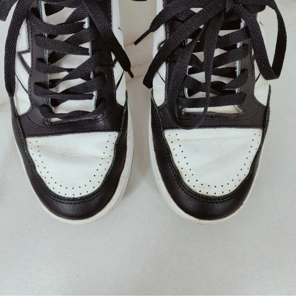 Vans Lowland ComfyCush Skate Shoes Sneakers Black True White, 9(M) 10.5(W)